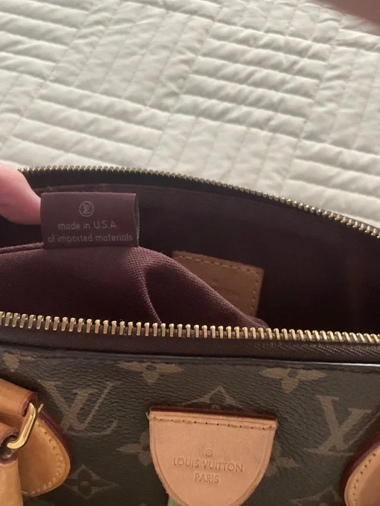 Louis Vuitton Speedy Style Handbag - Picture 8 of 11